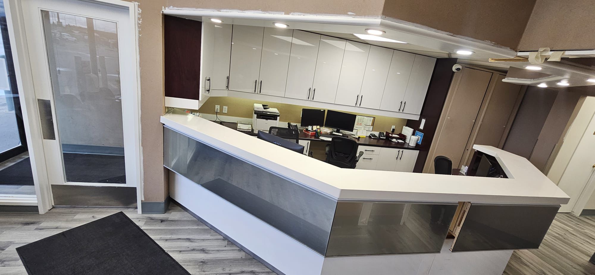 Commercial Bar Counter