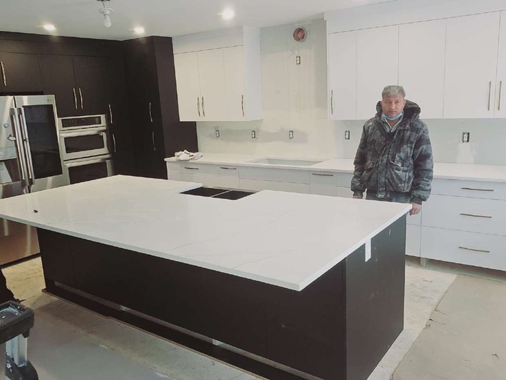 Outdoor Kitchen with Granite